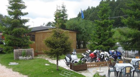 Campeggio Branchetto Hotel บอสโก เคียซานูโอวา ภายนอก รูปภาพ